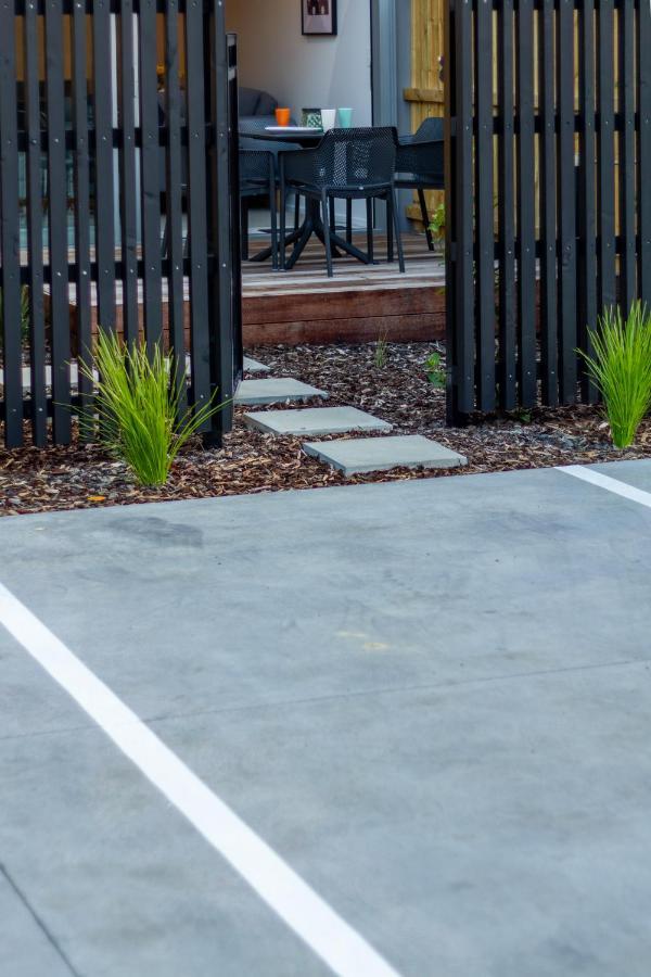 City Lights Retreat With Carpark 2 Bed 2 Bath Christchurch Exteriör bild
