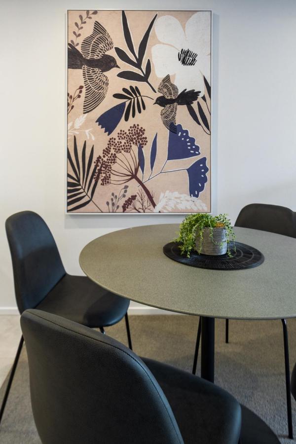 City Lights Retreat With Carpark 2 Bed 2 Bath Christchurch Exteriör bild