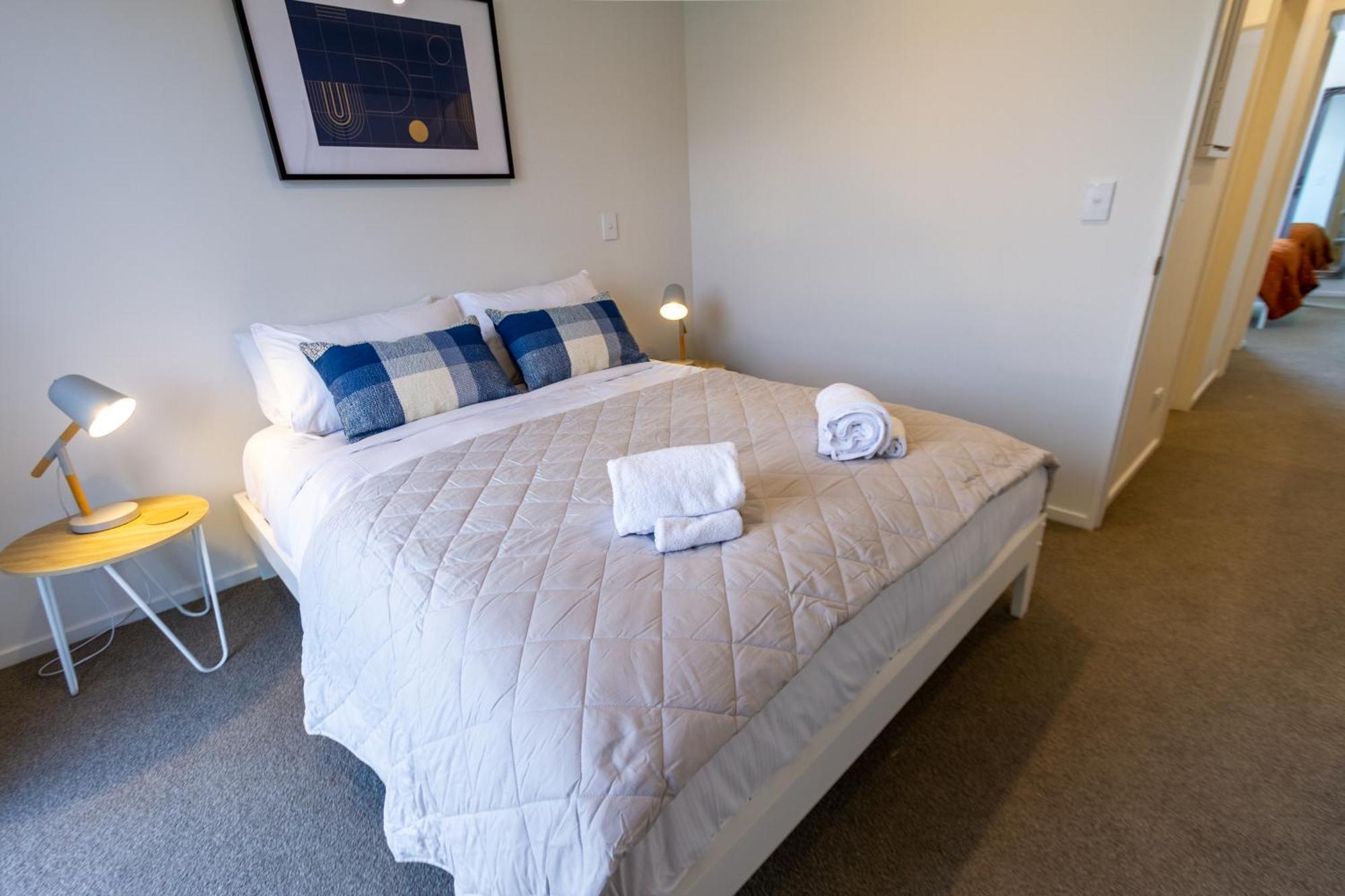 City Lights Retreat With Carpark 2 Bed 2 Bath Christchurch Exteriör bild